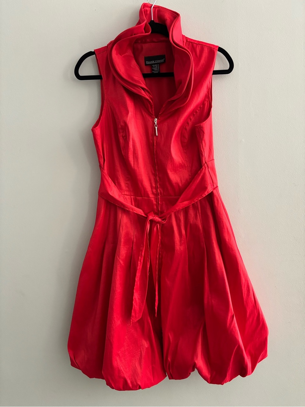 Frank Lyman Design Red Cocktail Dress Wired Collar Zip Front Bubble Size 12 Luxe